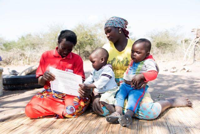 photo of humanitarian workers